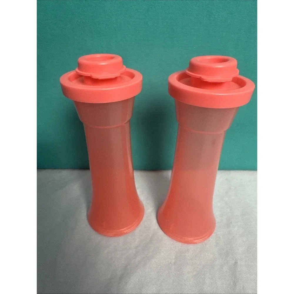 Tupperware Small 4